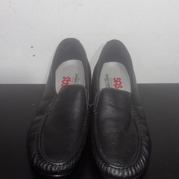 SAS Classic Black Slip-On Loafers Size 11 - Picture 1 of 8